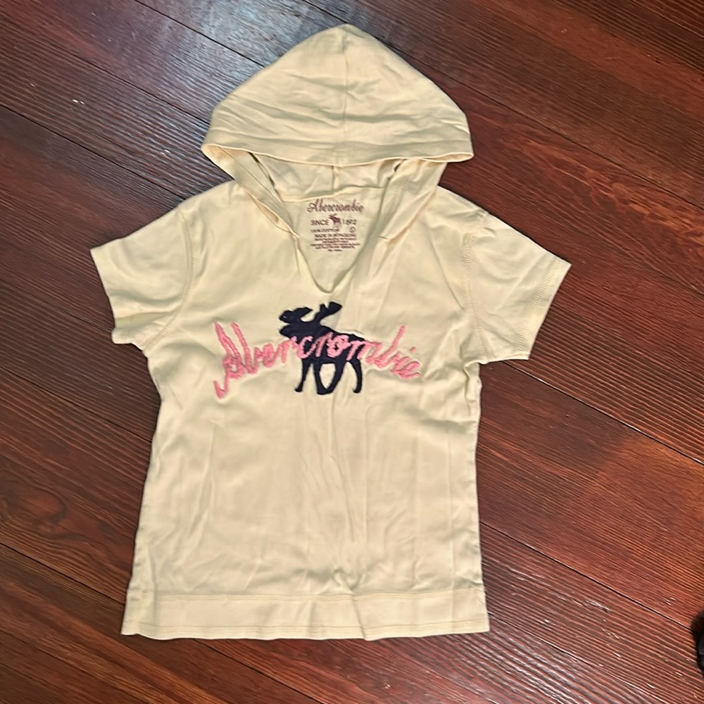 Large kids Abercrombie shirt with hood